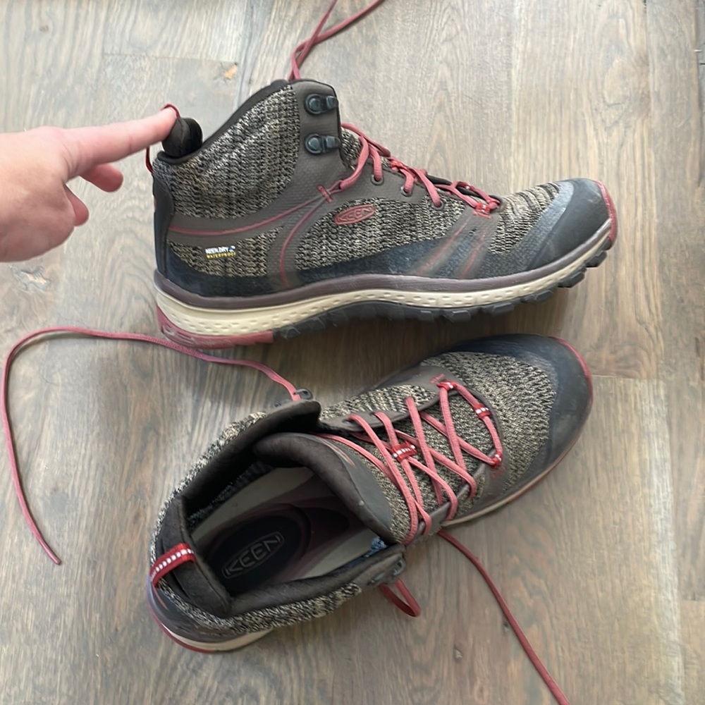 Keen hiking boots